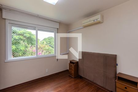 Quarto 1 de apartamento para alugar com 3 quartos, 97m² em Santo Antônio, Porto Alegre
