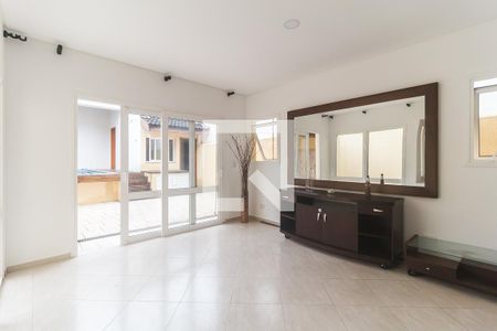 Sala de casa de condomínio para alugar com 3 quartos, 300m² em Parquelândia, Itaquaquecetuba