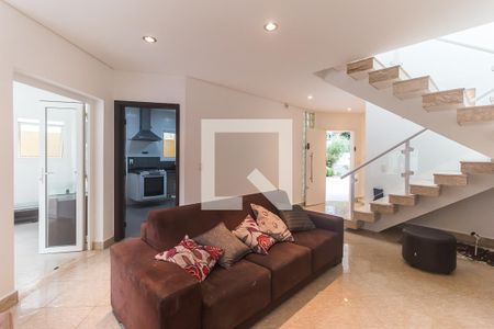 Sala de casa de condomínio para alugar com 3 quartos, 300m² em Parquelândia, Itaquaquecetuba