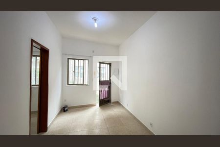 Sala de casa à venda com 2 quartos, 108m² em Benfica, Rio de Janeiro