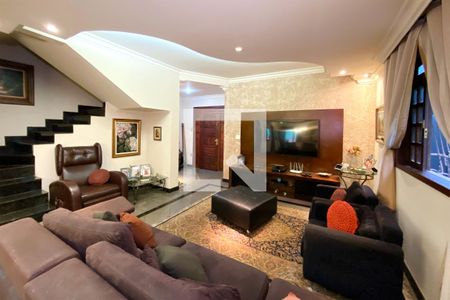 Sala de casa à venda com 4 quartos, 400m² em Nova Vista, Belo Horizonte