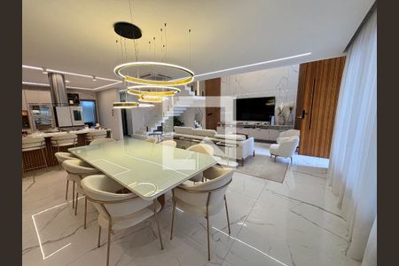 Sala de casa de condomínio à venda com 4 quartos, 433m² em Vargem Grande, Rio de Janeiro