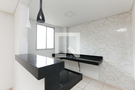 Sala/cozinha de apartamento à venda com 2 quartos, 43m² em Califórnia, Contagem