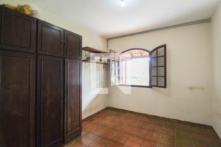 Quarto 1 de casa à venda com 3 quartos, 360m² em Jaqueline, Belo Horizonte