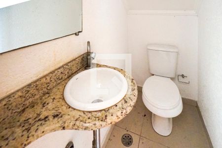 Pia de casa de condomínio para alugar com 3 quartos, 126m² em Chácara Seis de Outubro, São Paulo