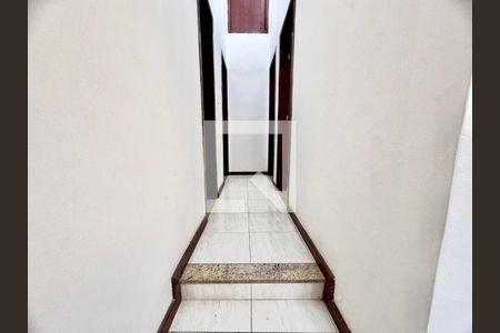 Corredor de casa de condomínio à venda com 4 quartos, 120m² em Vargem Grande, Rio de Janeiro