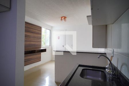 Cozinha  de apartamento para alugar com 2 quartos, 50m² em Jardim Dona Leopoldina, Porto Alegre