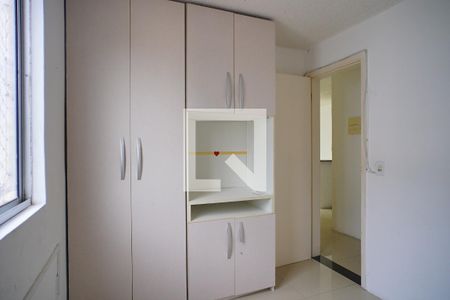 Quarto 1 de apartamento para alugar com 2 quartos, 50m² em Jardim Dona Leopoldina, Porto Alegre