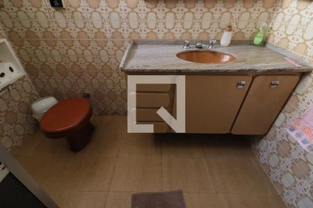 Banheiro de casa para alugar com 2 quartos, 171m² em Umuarama, Osasco