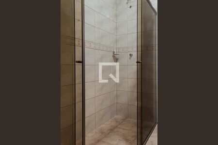 Banheiro da Suíte 1 de casa à venda com 3 quartos, 194m² em Conjunto Residencial Pombeva, São Bernardo do Campo