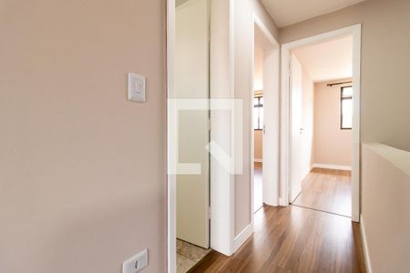 Corredor de casa para alugar com 3 quartos, 89m² em Parolin, Curitiba