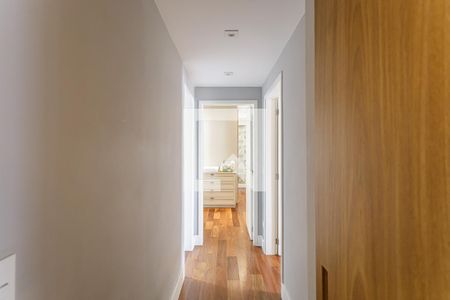 Corredor de apartamento à venda com 2 quartos, 193m² em Recanto Paraíso, São Paulo