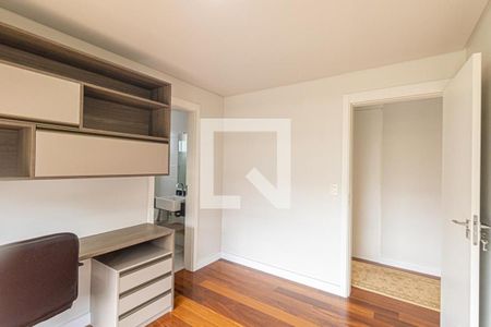 Quarto 1 Suíte 1 de apartamento para alugar com 3 quartos, 185m² em Bacacheri, Curitiba
