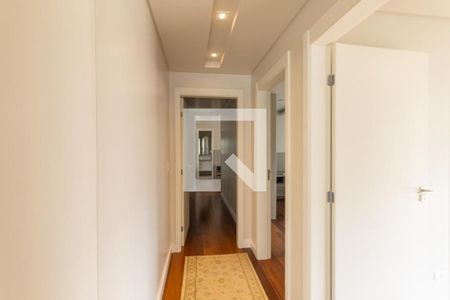 Corredor de apartamento para alugar com 3 quartos, 185m² em Bacacheri, Curitiba