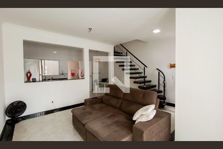 Sala  de casa à venda com 3 quartos, 140m² em Vila Guilhermina, São Paulo