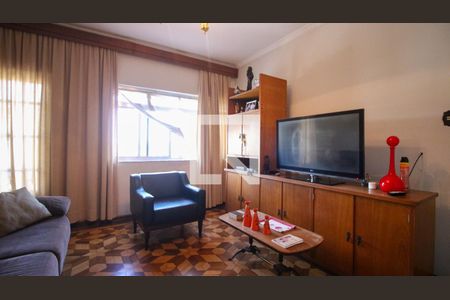 Casa à venda com 3 quartos, 250m² em Vila Industrial, São Paulo