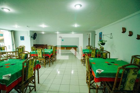 Apartamento para alugar com 2 quartos, 65m² em Vila Assuncao, Praia Grande