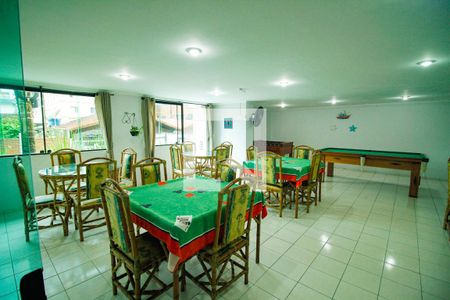 Apartamento para alugar com 2 quartos, 65m² em Vila Assuncao, Praia Grande