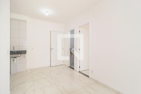 Sala de apartamento para alugar com 2 quartos, 38m² em Vila Invernada, São Paulo