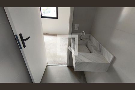 Banheiro Social de kitnet/studio à venda com 1 quarto, 25m² em Vila Mariana, São Paulo