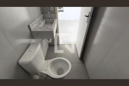 Banheiro Social de kitnet/studio à venda com 1 quarto, 25m² em Vila Mariana, São Paulo