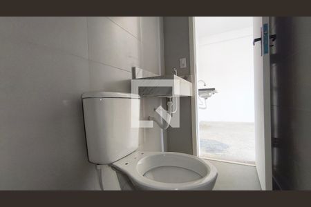 Banheiro de kitnet/studio à venda com 1 quarto, 25m² em Vila Mariana, São Paulo