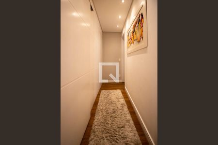 Corredor  de apartamento à venda com 3 quartos, 148m² em Jardim Fonte do Morumbi, São Paulo