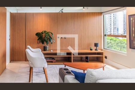 Sala de apartamento à venda com 1 quarto, 68m² em Petrópolis, Porto Alegre