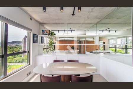 Sala de apartamento à venda com 1 quarto, 68m² em Petrópolis, Porto Alegre