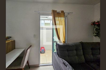 Sala/Cozinha de apartamento à venda com 2 quartos, 47m² em Vila Claudio, Santo André