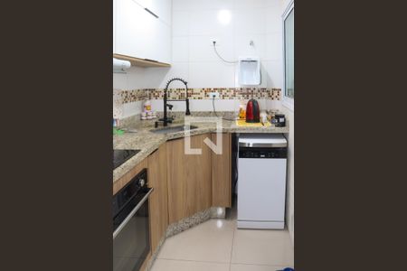 Sala/Cozinha de apartamento à venda com 2 quartos, 47m² em Vila Claudio, Santo André