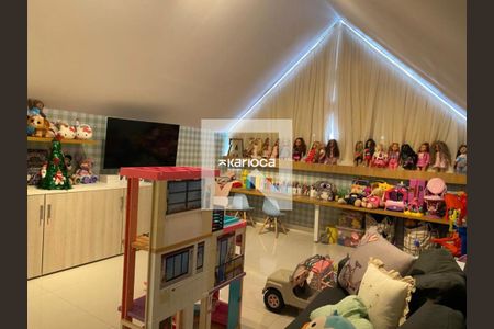 Casa à venda com 3 quartos, 450m² em Barra da Tijuca, Rio de Janeiro