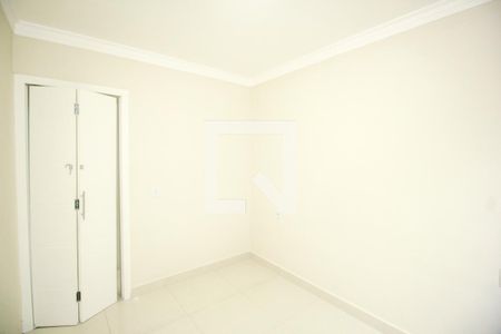 Quarto 2 de apartamento para alugar com 2 quartos, 44m² em Parque Erasmo Assunção, Santo André