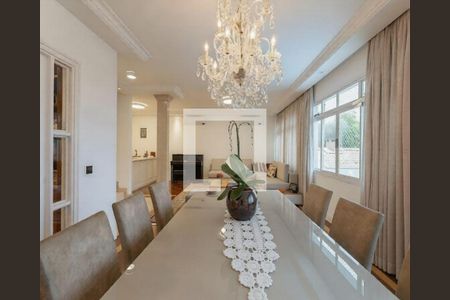 Casa à venda com 6 quartos, 700m² em Lapa, São Paulo