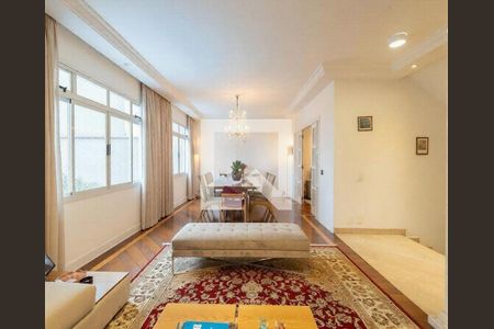 Casa à venda com 6 quartos, 700m² em Lapa, São Paulo