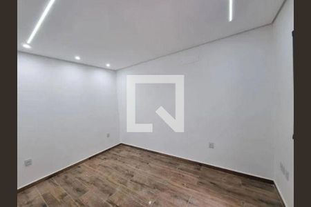 Casa à venda com 3 quartos, 155m² em Jardim Utinga, Santo André