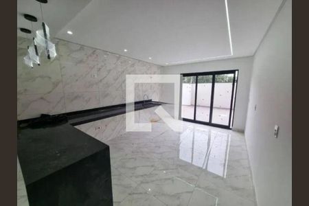 Casa à venda com 3 quartos, 155m² em Jardim Utinga, Santo André
