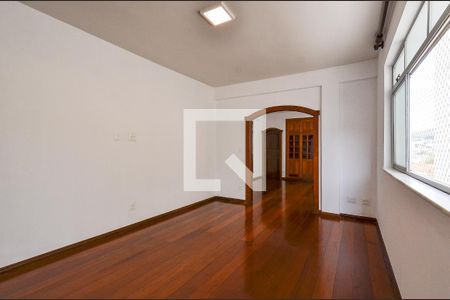 Sala de TV de apartamento para alugar com 4 quartos, 160m² em Santa Tereza, Belo Horizonte