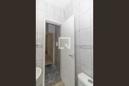 Banheiro 1 de casa para alugar com 2 quartos, 89m² em Realengo, Rio de Janeiro