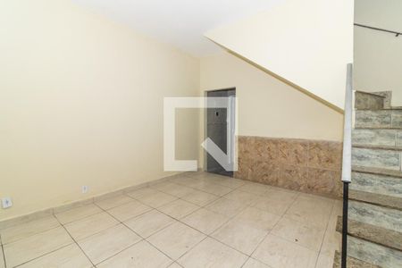 Sala de casa para alugar com 2 quartos, 89m² em Realengo, Rio de Janeiro