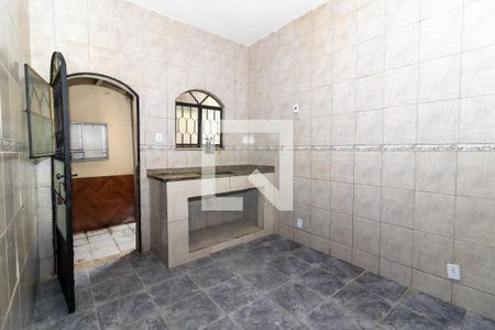 Cozinha de casa para alugar com 2 quartos, 89m² em Realengo, Rio de Janeiro