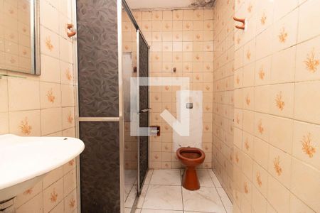 Banheiro de casa para alugar com 2 quartos, 81m² em Furnas, São Paulo