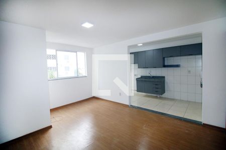 Sala de apartamento para alugar com 2 quartos, 50m² em Colégio, Rio de Janeiro