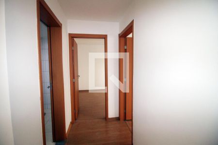 Sala Corredor de apartamento para alugar com 2 quartos, 50m² em Colégio, Rio de Janeiro