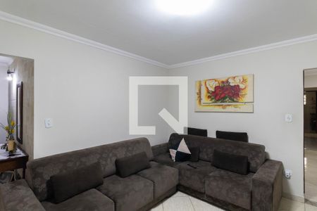 Sala de casa à venda com 3 quartos, 200m² em Vila Euthalia, São Paulo
