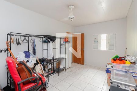 Suíte 1 de casa à venda com 3 quartos, 450m² em Vila Nilo, São Paulo