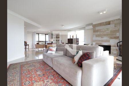 Sala de apartamento para alugar com 3 quartos, 220m² em Vila Suzana, São Paulo