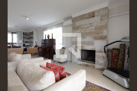 Sala de apartamento para alugar com 3 quartos, 220m² em Vila Suzana, São Paulo