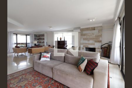 Sala de apartamento para alugar com 3 quartos, 220m² em Vila Suzana, São Paulo