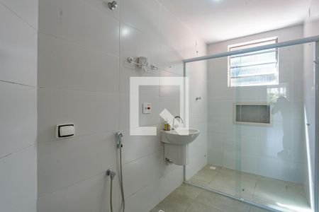 Banheiro de casa para alugar com 2 quartos, 90m² em Aclimação, São Paulo